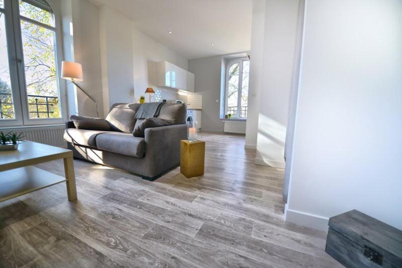 Appartment Les Suites Du Parc Besancon Phòng bức ảnh