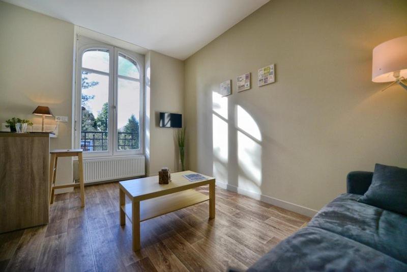 Appartment Les Suites Du Parc Besancon Phòng bức ảnh