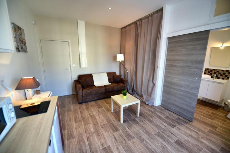 Appartment Les Suites Du Parc Besancon Phòng bức ảnh