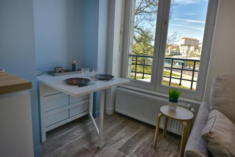Appartment Les Suites Du Parc Besancon Phòng bức ảnh